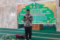 Wakil Wali Kota Tanjungpinang, H. Endang Abdullah, S.Kp.,M.Si, menghadiri kegiatan peringatan Tahun Baru Islam 1 Muharram 1445 Hijriah yang digelar Forum Komunikasi Pendidikan Al-Quran (FKPQ) Kecamatan Tanjungpinang Barat di Masjid Al-Azhar Jalan Pantai Impian, Rabu (19/7/2023). Foto: Diskominfo Tanjungpinang
