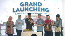 Badan Amil Zakat Nasional Jawa Barat (Baznas Jabar) resmi membuka Klinik Pratama Ramah Lansia Inggit Garnasih di Jalan Flores No.6, Kota Bandung, pada Kamis, 20 Juli 2023. Pembangunan klinik geriatri ini didukung penuh melalui program corporate social responsibility (CSR) dari bank bjb. Foto: bank bjb untuk INIKEPRI.COM 
