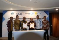 Kolaborasi PT PLN Batam dan PT ELB untuk meningkatkan kapasitas Pembangkit Listrik Tenaga Gas Uap (PLTGU) Tanjung Uncang yang diharapkan diharapkan makin memperkuat kelistrikan Batam dan menghasilkan efisiensi bagi kedua perusahaan. (Kiri ke kanan: Direktur Utama PT Medco Power Indonesia Eka Satria, Director PT Kansai Electric Power Indonesia Takeshi Shimada, Direktur Utama PT Energi Listrik Batam Bambang Urip Setiawan Adi, Direktur Utama PT PLN Batam Muhammad Irwansyah Putra, EVP Divisi Pengendalian Pembangkit dan IPP PT PLN (Persero) Emir Muhaimin dan Komisaris Utama PT Medco Power Indonesia Amri Siahaan). Foto: PLN Batam untuk INIKEPRI.COM 