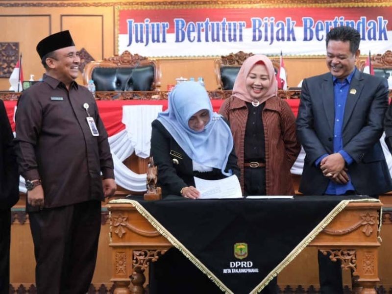 Dewan Perwakilan Rakyat Daerah (DPRD) Kota Tanjungpinang telah menggelar rapat paripurna Rancangan Peraturan Daerah (Ranperda) tentang Laporan Pertanggung Jawaban (LPJ) Pelaksanaan APBD tahun 2022 menjadi Peraturan Daerah (Perda). Foto: Diskominfo Tanjungpinang 