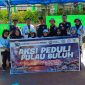 Barisan Indonesia Peduli (BIP), KNPI Kepri, FPPI, LPM Kelurahan Tiban Indah, Simawang Saiyo Sakato kota Batam, dan Rang Mudo Tanah Datar, menyalurkan bantuan kepada korban bencana kebakaran di Pulau Buluh, Kota Batam, Kepulauan Riau. Foto: INIKEPRI.COM 