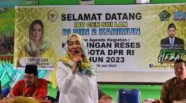 Anggota DPR RI dari Partai Golkar Dapil Kepulauan Riau Cen Sui Lan saat melakukan kunjungan kerja reses di MIN 2 Karimun. Foto: Istimewa 