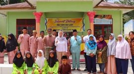 Cen Sui Lan Anggota Komisi V DPR RI Fraksi Golkar Dapil Kepri tengah merevitalisasi gedung SDN 003 Desa Sawang Selatan, Kecamatan Kundur Barat, Kabupaten Karimun. Foto: Istimewa 