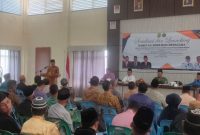 Asisten I Bidang Pemerintahan dan Kesra Sekretariat Daerah Kota Tanjungpinang Muhammad Yatim menghadiri acara sosialisasi sekaligus launching kampung moderasi beragama bertempat di Aula Kecamatan Bukit Bestari, Jum'at (4/8/2023). Foto: Diskominfo Tanjungpinang
