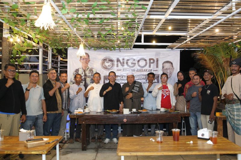 Wakil Wali Kota Batam Amsakar Achmad saat hadir di Ngopi Bareng dengan Masyarakat Lubukbaja. Foto: INIKEPRI.COM 