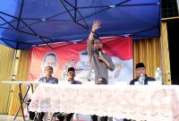 Wakil Wali Kota Batam Amsakar Achmad menghadiri acara ngopi bareng masyarakat kecamatan Belakangpadang di Jom Mari Cafe, Sekanak. Foto: INIKEPRI.COM 