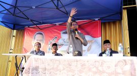 Wakil Wali Kota Batam Amsakar Achmad menghadiri acara ngopi bareng masyarakat kecamatan Belakangpadang di Jom Mari Cafe, Sekanak. Foto: INIKEPRI.COM 