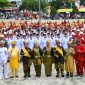 Menteri Dalam Negeri (Mendagri) RI Muhammad Tito Karnavian mengungkapkan apresiasi kepada putra-putri terbaik yang telah terpilih menjadi Anggota Paskibraka dan sukses mengibarkan Bendera Merah Putih di hadapannya semasa menjadi Inspektur Upacara Peringatan Detik-Detik Proklamasi RI tingkat Pemprov Kepri di Pantai Piwang, Ranai, Natuna, Kamis (17/8/2023) pagi. Foto: Diskominfo Kepri 