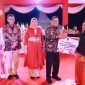 Berbarengan dengan perayaan Hari Ulang Tahun (HUT) ke-78 Kemerdekaan Republik Indonesia, Kamis 17 Agustus 2023 Pemerintah Provinsi Kepri menyerahkan bantuan tali asih berupa uang tunai untuk 433 veteran yang berada di Kepulauan Riau yang tergabung dalam organisasi Legiun Veteran Republik Indonesia (LVRI) Kepri sebesar Rp1,299 miliar. Foto: Diskominfo Kepri 