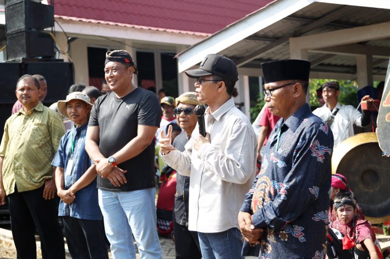 Batam Gunungan Festival 1 Pagelaran Seni Kuda Lumping dan Bazar UMKM-Kuliner di Taman Wisata Alam Muka Kuning, Tembesi Bengkel Batu Aji berlangsung meriah. Foto: INIKEPRI.COM 