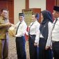Penyerahan Surat Keputusan (SK) Pegawai Pemerintah dengan Perjanjian Kerja (PPPK) Tenaga Guru Formasi Tahun 2022 di Lingkungan Pemerintah Provinsi Kepulauan Riau. Foto: Diskominfo Kepri 