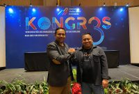 Duet Wahyu Dhyatmika (CEO Tempo Digital) dan Maryadi (Direktur Bisnis dan Digital Katadata) terpilih secara aklamasi menjadi Ketua Umum dan Sekretaris Jenderal AMSI perioda 2023-2027, pada kongres III yang berlangsung di Hotel El Royale, Bandung 24 Agustus 2023. Foto: AMSI