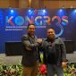 Duet Wahyu Dhyatmika (CEO Tempo Digital)  dan Maryadi (Direktur Bisnis dan Digital Katadata) terpilih secara aklamasi menjadi Ketua Umum dan Sekretaris Jenderal AMSI perioda 2023-2027, pada kongres III yang berlangsung di Hotel El Royale, Bandung 24 Agustus 2023. Foto: AMSI 
