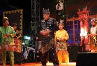Gelaran event Tanjungpinang Fest 2023 semakin semarak dengan kehadiran pertunjukan Teater Bangsawan Melayu Indera Perkasa pulau Penyengat bertajuk “Hang Nadim” yang mengagumkan. Foto: Diskominfo Tanjungpinang
