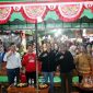 Wakil Wali Kota Batam Amsakar Achmad saat menghadiri pentas seni dan peringatan puncak HUT RI ke-78 di RW XVI  Bukit Kemuning, Seibeduk, Sabtu (27/8/2023) malam. Foto: INIKEPRI.COM
