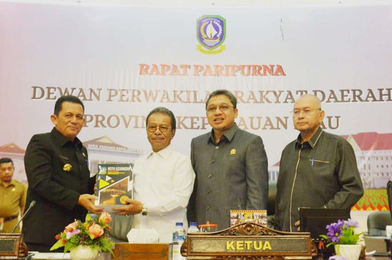 Rapat Paripurna Dewan Perwakilan Rakyat Daerah (DPRD) Provinsi Kepri di Balairung Wan Seri Beni Dompak. Foto: Diskominfo Kepri 