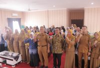 Kegiatan penanganan stunting terus digalakkan oleh Himpaudi kota Tanjungpinang, dan kali ini Himpaudi membuka kelas pola asuh dalam percepatan penurunan stunting kota Tanjungpinang di aula kelurahan Sei Jang Senin, 11/9/2023. Foto: Diskominfo Tanjungpinang 