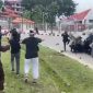 Demonstrasi di depan kantor BP Batam berakhir ricuh. Foto: Tangkapan Layar 