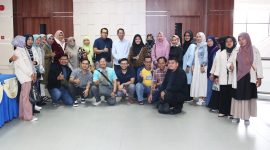 Wakil Wali Kota Batam Amsakar Achmad melepas secara simbolis peserta  Delegasi Program Lateral Thinking dan Business Matching Global Halal Produk di Ruang Rapat Lantai 4 Kantor Walikota Batam, Selasa (12/9/2023). Foto: INIKEPRI.COM 