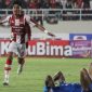Ramadhan Sananta cetak satu gol ke gawang PSIS. Foto: ANTARA/MOHAMMAD AYUDHA