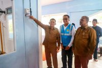 Gubernur Ansar resmikan aliran listrik ke Dusun Parit Syukur Desa Tanjung Berlian Barat dan Dusun IV Sawang Laut Desa Sawang Laut, Tanjung Batu. Foto: Diskominfo Kepri 
