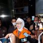 Komisi Pemberantasan Korupsi (KPK) mengumumkan dan menetapkan Direktur Utama PT Pertamina Persero periode 2009-2014 Galaila Karen Kardinah alias Karen Agustiawan sebagai tersangka dugaan korupsi pengadaan LNG di PT Pertamina Tahun 2011-2021, Selasa (19/9/2023). Foto: ANTARA/Fianda Sjofjan Rassat