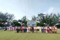 Penjabat (Pj) Wali Kota Tanjungpinang, Hasan,S.Sos, memimpin upacara peringatan Hari Jadi ke-21 Provinsi Kepulauan Riau di halaman Kantor Wali Kota, Senggarang, Senin (25/9/2023) pagi. Foto: Diskominfo Tanjungpinang
