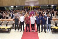 Seminar Nasional Motivasi dan Public Speaking Training yang mengangkat tema 