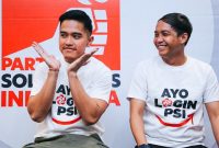 Ketua Umum PSI Kaesang Pangarep dan Sekjen PSI Raja Juli Antoni PSI menggelar program Ayo Log in PSI. Foto: Twitter @psi_id