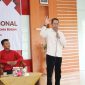 Wakil Wali Kota Batam Amsakar Achmad menjadi pemateri perihal kepemimpinan pada Darul Arqam Madya (DAM) Nasional yang ditaja ortom Muhammadiyah tersebut di Aula Dinas Kepemudaan dan Olahraga(Dispora) Batam, Jumat (6/10/2023) sore. Foto: INIKEPRI.COM 
