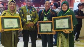 SDN Binaan 004 Tanjungpinang Timur berhasil dinobatkan sebagai penerima penghargaan Sekolah Adiwiyata Mandiri dan SMPN 10 Tanjungpinang sebagai Sekolah Adiwiyata Nasional. Foto: Diskominfo Tanjungpinang 