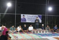 Wakil Wali Kota Batam Amsakar Achmad memenuhi undangan syukuran dan silahturahmi dengan Warga RT.06 Taman Raya Tahap 3, Belian, Sabtu (21/10/2023) malam. Foto: INIKEPRI.COM 