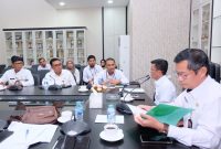 Penjabat Wali kota Tanjungpinang, Hasan,S.Sos menggelar rapat terbatas bersama BPS Kota Tanjungpinang dan beberapa Pimpinan OPD di lingkungan Pemerintah Kota Tanjungpinang, Rabu (25/10/2023). Foto: Diskominfo Tanjungpinang
