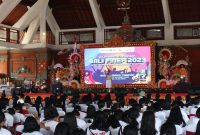 bank bjb melalui jaringan bank bjb Kantor Cabang Denpasar turut berpartisipasi dalam kegiatan Bulan Inklusif Keuangan (BIK) Bali Financial Experience Festival (FINEF) tahun 2023 yang diselenggarakan Otoritas Jasa Keuangan (OJK) dan Forum Komunikasi Lembaga Jasa Keuangan (FKLJK) Provinsi Bali yang digelar di Gedung Kesenian I Ketut Maria, Kabupaten Tabanan, Bali pada Jumat 27 Oktober 2023. Foto:  bank bjb untuk INIKEPRI.COM 