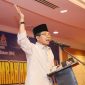 Wakil Wali Kota Batam Amsakar Achmad saat menghadiri Seminar Umrah dan Haji Plus Bersama Arminareka di Ruang New York Lantai 3 Harmoni One Convention Hotel Batam Centre, Minggu (29/10). Foto: INIKEPRI.COM 
 