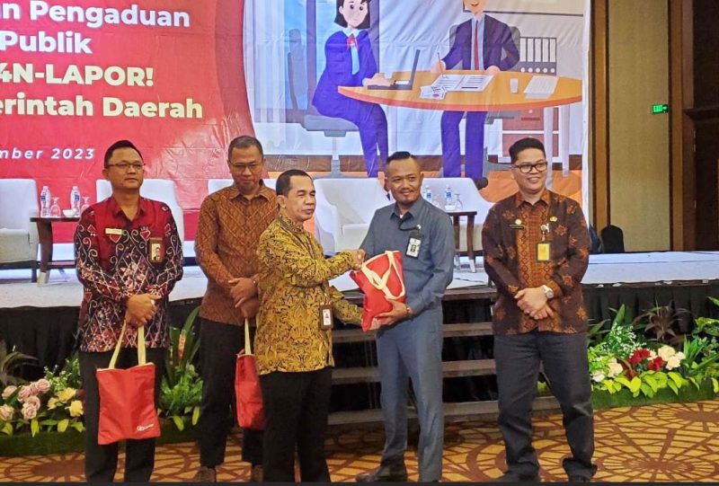 Kementerian Pendayagunaan Aparatur Negara dan Reformasi Birokrasi (KemenPANRB) menggelar Rapat Koordinasi Peningkatan Kualitas Pengelolaan Pengaduan Pelayanan Publik melalui SP4N-LAPOR! pada Pemerintah Daerah di Batam, Kepulauan Riau, pada Kamis (16/11/2023). Foto: Diskominfo Kepri 