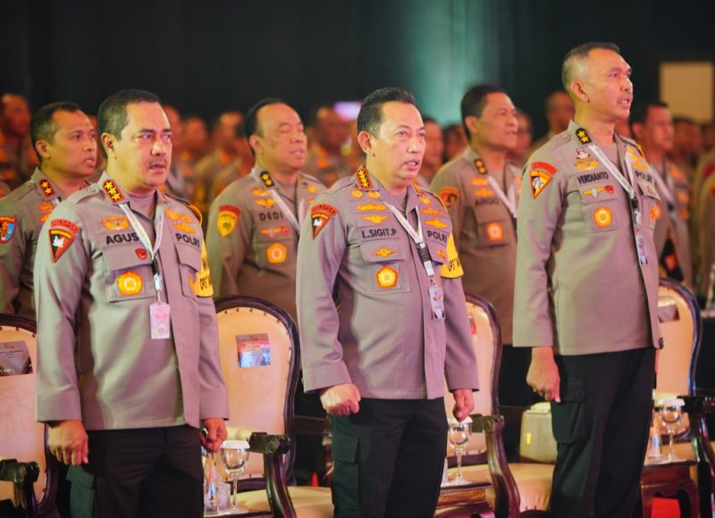 Kapolri Jenderal Pol. Listyo Sigit Prabowo membuka Apel Kepala Satuan Wilayah (Kasatwil) Tahun 2023 di The Ritz Carlton, Jakarta, Rabu (1/11/2022). Foto: dok. Humas Polri.