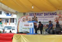 Wakil Wali Kota Batam Amsakar Achmad menyampaikan kata sambutan dalam kegiatan Peringatan Maulid Nabi Muhammad SAW yang digelar Persatuan Keluarga Daerah Pariaman (PKDP) Kota Batam di Masjid Babussalam Bengkong Indah II, Minggu (5/11/2023). Foto: INIKEPRI.COM 