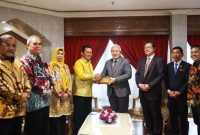 Gubernur Kepulauan Riau (Kepri) H. Ansar Ahmad melakukan kunjungan kerja ke Negara Bagian Sarawak, Malaysia, pada Selasa (7/11/2023). Foto: Diskominfo Kepri 