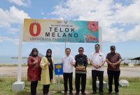 Gubernur Kepulauan Riau Ansar Ahmad melanjutkan kunjungan kerjanya ke Negara Bagian Sarawak, Malaysia di hari kedua dengan meninjau km 0 (nol) perbatasan Telok Melano dan berkunjung ke Pejabat Daerah Lundu, Rabu (8/11/2023).