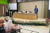 Kepala Dinas Komunikasi dan Informatika (Diskominfo) kota Tanjungpinang, Teguh Susanto, ST, hadir dan menjadi narasumber dalam Pertemuan Rutin Dharma Wanita Persatuan (DWP) di Aula Kantor Kementerian Agama kota Tanjungpinang, Jum’at (10/11/2023). Foto: Diskominfo Tanjungpinang 
