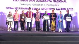 Pj Wali Kota Tanjungpinang Hasan menghadiri kegiatan pelatihan dan lokakarya Nasional, sekaligus penyerahan penghargaan desa/kelurahan bebas stunting award 2023 yang gelar oleh Asosiasi Dinas Kesehatan Seluruh Indonesia (ADINKES), di Hotel Sahid Jaya Convention & Exhibition Center, Jogjakarta, Senin (13/11/2023). Foto: Diskominfo Tanjungpinang 