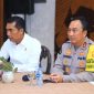 Kadiv Humas Polri Irjen Sandi Nugroho dan Kabareskrim Polri Komjen Wahyu Widada menghadiri acara Piramida (Ngopi Bareng Pimpinan Media), di Restoran Pulau Dua, Senayan, Jakarta, Senin (20/11/2023). Foto: Dok. Humas Polri