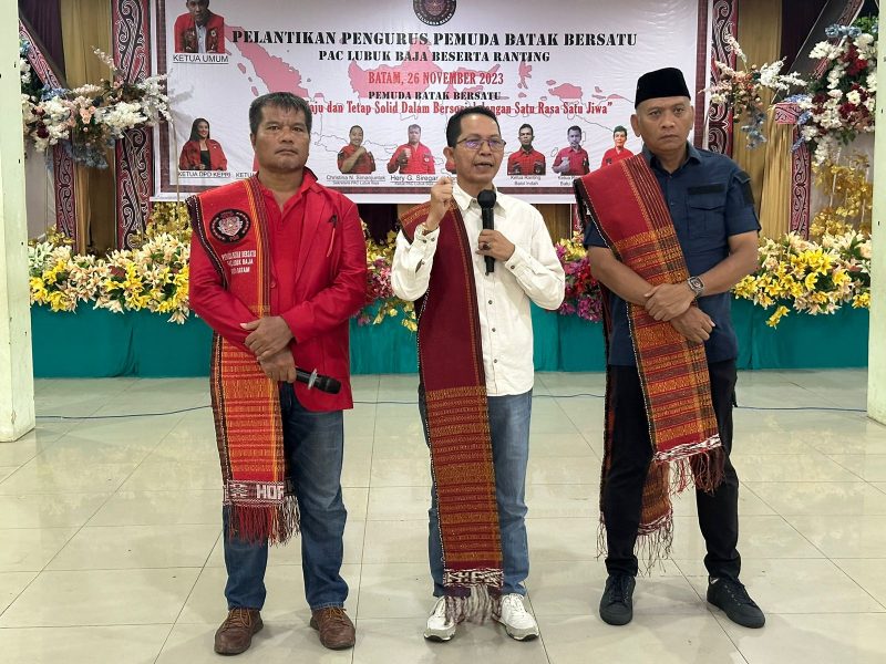 Wakil Wali Kota Batam Amsakar Achmad saat menghadiri pelantikan PAC PBB Lubukbaja. Foto: INIKEPRI.COM