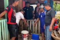 Cen Sui Lan, Anggota Komisi V DPR RI Fraksi Golkar Dapil Kepri mengalokasikan dana aspirasinya untuk pembangunan Pamsimas, dari program PISEW tahun anggaran 2023 di Lingga. Kini, warga Desa Mentuda dan Posek sudah bisa menikmati air bersih. Foto: istimewa