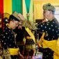 Lembaga Adat Melayu (LAM) Kepri Kota Tanjungpinang memberikan pentabalan gelar adat Penjabat (Pj.) Wali Kota Tanjungpinang, Hasan,S.Sos sebagai Dato’ Setia Amanah, Jum'at (8/12/2023), di Balairung LAM Kepri Kota Tanjungpinang. Foto: Diskominfo Tanjungpinang 
