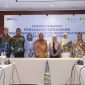 Guna memaksimalkan Transisi Energi dan Transformasi PLN dalam mewujudkan peningkatan penggunan Energi Baru Terbarukan (EBT), PT PLN (Persero) melakukan Penandatanganan Perjanjian Kerjasama (PKS) _Green Energy as a Service: Renewable Energy Certificate Partnership_ dengan anak perusahaannya, PT PLN Batam di Ruang Rapat Muara Karang, Kantor Pusat PLN (Persero), Jakarta pada Jumat (8/12). Foto: PLN Batam untuk INIKEPRI.COM