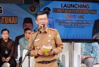 Penjabat (Pj) Wali Kota Tanjungpinang, Hasan,S.Sos meluncurkan pembayaran parkir non tunai (QrisYe) di Halaman Kantor Dishub Kota Tanjungpinang, Terminal Sei Carang, Selasa (12/12/2023). Foto: Diskominfo Tanjungpinang 