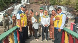 Anggota Komisi V DPR RI dari Partai Golkar Dapil Kepulauan Riau Cen Sui Lan, tengah melaksanakan kegiatan reses dan monitoring pembangunan di Kabupaten Kepulauan Anambas, mulai dari 11 Desember hingga 14 Desember 2023. Foto: Istimewa 