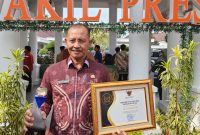 Pemprov Kepri berhasil mendapatkan Anugerah Keterbukaan Informasi Publik Tahun 2023 dengan predikat Badan Publik Informatif Terbaik ke-3 Nasional kategori pemerintah provinsi dengan nilai 96,05. Foto: Diskominfo Kepri 
